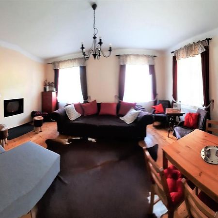 Chalupa Jilemnice: Spacious 5-Bedroom House with Private Garden Exterior photo