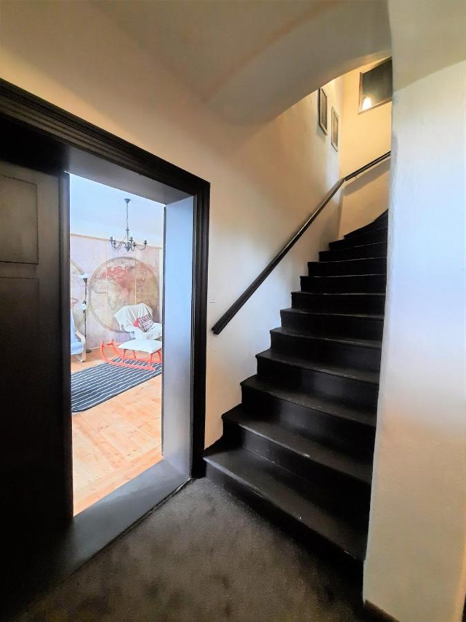 Chalupa Jilemnice: Spacious 5-Bedroom House with Private Garden Exterior photo
